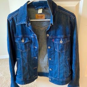 Levi’s women’s jean jacket